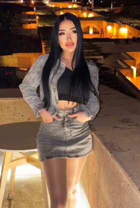 İzmit Escort Özgür