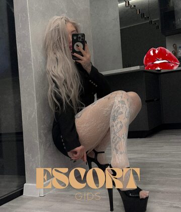 Derince’de evli hayatı terk edip escortluğa başlayan Sude