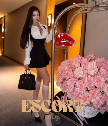 Escort Alara Komşumun Eşiyle Gizli Buluşma